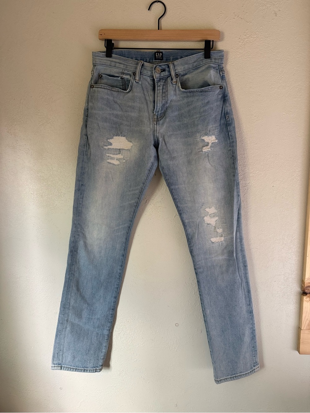 Vintage GAP Distressed Slim Women’s Jeans 29” Waist 32” In-Seam